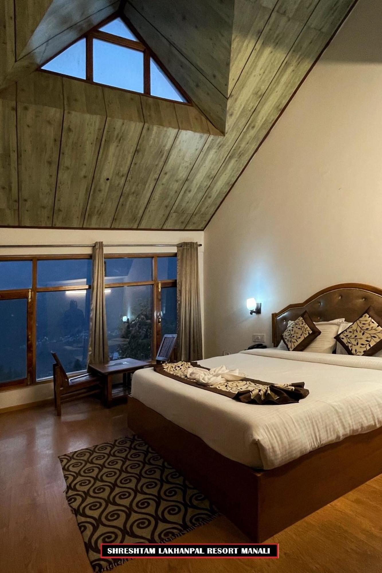 Shreshtam Lakhanpal Resort - Manali (Himachal Pradesh) — Photos 3